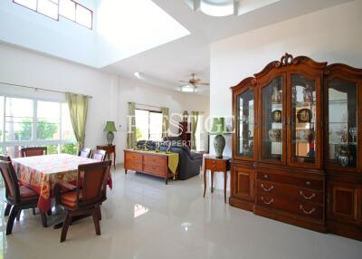 Rose Land & House – 3 Bed 2 Bath in East Pattaya PC7331