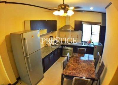 Private Townhouse – 4 Bed 5 Bath in Pratamnak PC1171