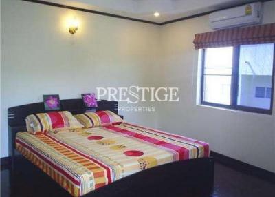 Private Townhouse – 4 Bed 5 Bath in Pratamnak PC1171