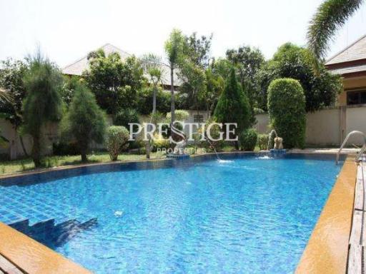 Baan Dusit Pattaya Lake – 4 Bed 4 Bath in Huay Yai / Phoenix for 13,500,000 THB PC7277