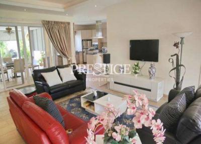 Swiss Paradise Village – 6 Bed 6 Bath in East Pattaya for 33,000,000 THB PC7273