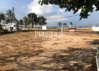 Beachfront Land for Sale in Na Jomtien – in Na-Jomtien for 290,000,000 THB PCL5066