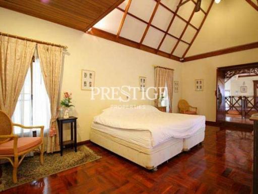 Private House in Naklua, Pattaya – 5 Bed 6 Bath in Naklua for 75,000,000 THB PC7106