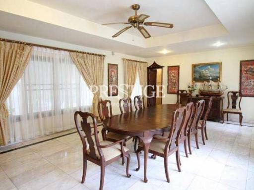 Private House in Naklua, Pattaya – 5 Bed 6 Bath in Naklua for 75,000,000 THB PC7106