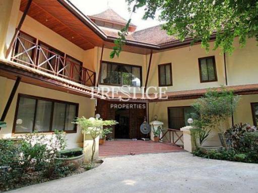 Private House in Naklua, Pattaya – 5 Bed 6 Bath in Naklua for 75,000,000 THB PC7106