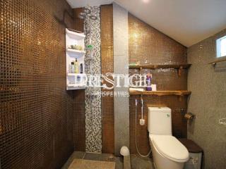 Private House – 5 Bed 7 Bath in Na-Jomtien for 35,000,000 THB PC7054