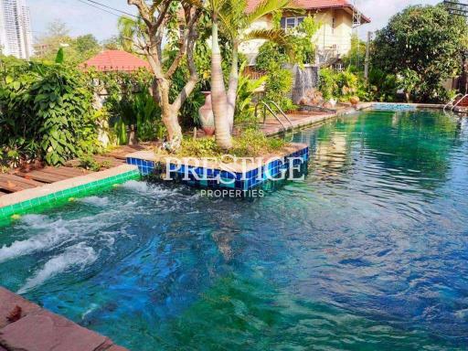 Private House – 5 Bed 7 Bath in Na-Jomtien for 35,000,000 THB PC7054