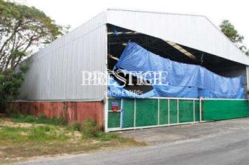 Land + Warehouse – in Na-Jomtien PCL5044