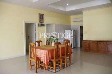 Chaleda Village – 4 bed 4 bath in Huay Yai – PC6289