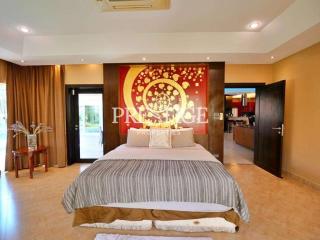 Sedona Villas – 4 Bed 5 Bath in East Pattaya for PC6230