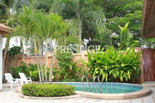 Baronial Villas – 3 Bed 3 Bath in Central Pattaya PC6062