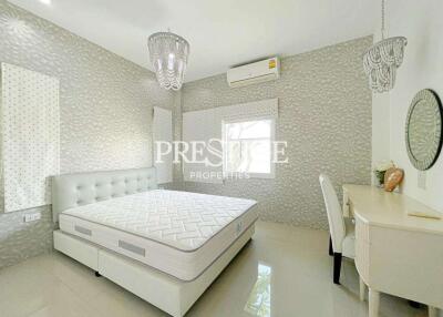 Patta Village – 4 Bed 5 Bath in East Pattaya PC5677