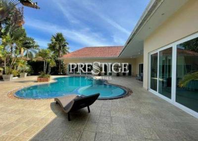 Miami Villas – 4 Bed 5 Bath in East Pattaya PC5378