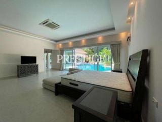 Miami Villas – 4 Bed 5 Bath in East Pattaya PC5378