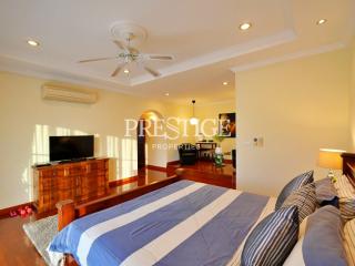 Palmtree Homes – 3 Bed 5 Bath in East Pattaya PC4133