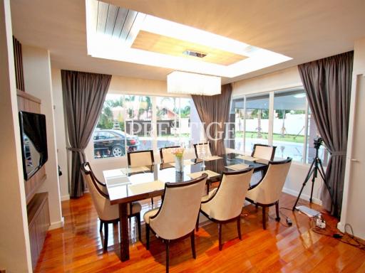 Private House – 5 Bed 7 Bath in East Pattaya PC3957