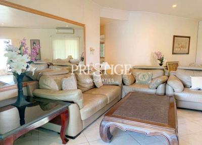 Baan Somprasong – 2 Bed 2 Bath in Na-Jomtien PC3818