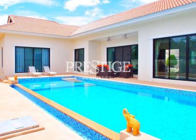 Santa Maria Villa – 4 Bed 5 Bath in East Pattaya PC3713