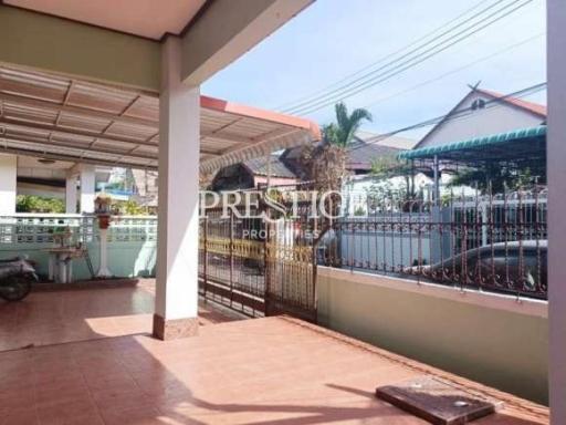 Private House – 2 Bed 2 Bath in East Pattaya PC3710