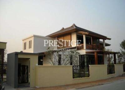Horseshoe Point Villas – 4 Bed 4 Bath in East Pattaya PC3345