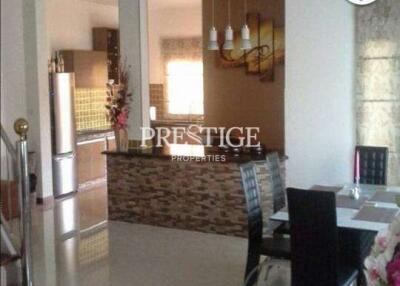 Rose Land & House – 4 Bed 2 Bath in East Pattaya PC2658