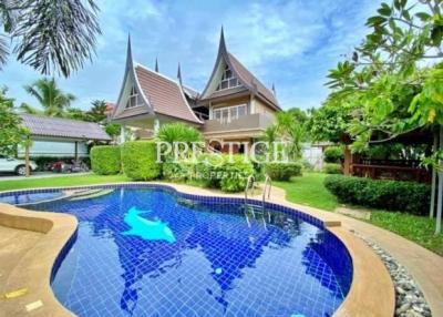 Private  House – 4 Bed 4 Bath in Huay Yai / Phoenix PC2584