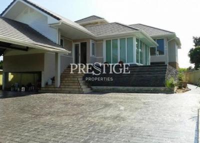 Private House – 5 Bed 7 Bath in Bang Saray PC2469