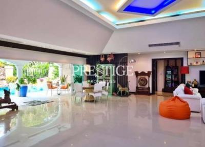 Jomtien Park Villas – 3 Bed 4 Bath in Jomtien PC2181