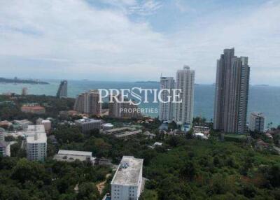 AD Hyatt Condo – Studio Bed 1 Bath in Naklua PC2057