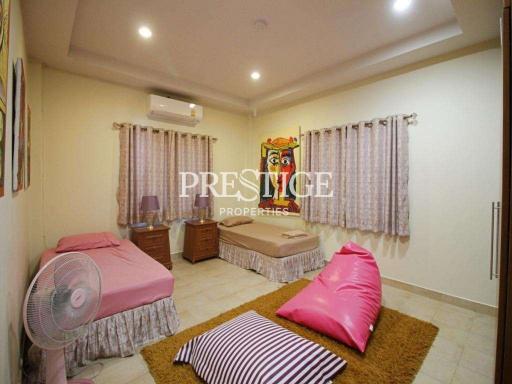 SP 3 Village – 4 Bed 4  Bath in East Pattaya PC2003