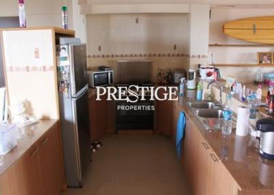 Duplex Apartment – 3 Bed 2 Bath in Na-Jomtien PC1995