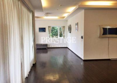 Private House – 3 Bed 4 Bath in Na-Jomtien PC1922