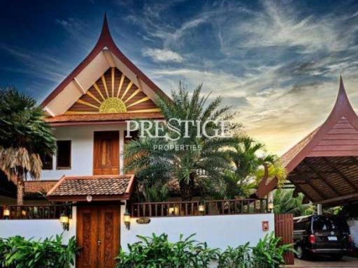 C’est Palai Village – 4 Bed 5 Bath in Jomtien PC1900