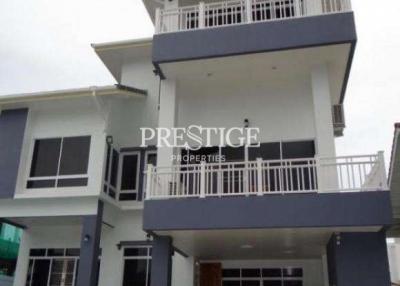 L Pattaya – 4 Bed 6 Bath in Jomtien PC1794