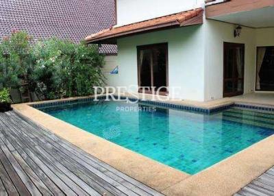 C’est Palai Village – 4 Bed 5 Bath in Jomtien PC1396