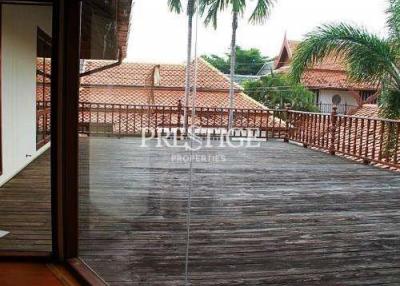 C’est Palai Village – 4 Bed 5 Bath in Jomtien PC1396