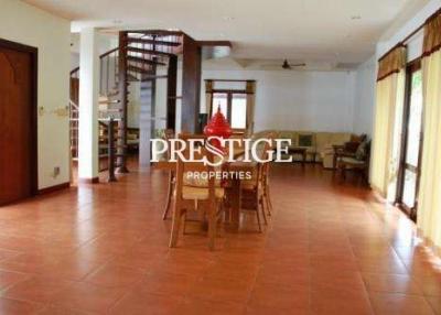 C’est Palai Village – 4 Bed 5 Bath in Jomtien PC1396