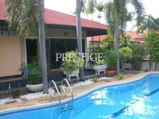 Permsiri Residence – 3 Bed 3 + 1 Bath in East Pattaya PC1260