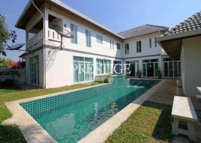 Regents Estate – 4 Bed 5 Bath in East Pattaya PC0897