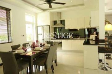 Whispering Palms Villas – 4 Bed 5 Bath in East Pattaya PC0627