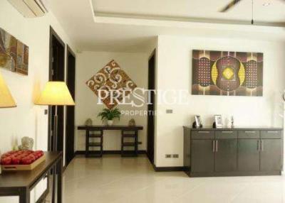 Whispering Palms Villas – 4 Bed 5 Bath in East Pattaya PC0627