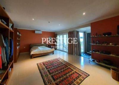 Executive Residence 1 – 2 Bed 2 Bath in Pratamnak PC0403