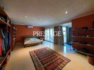 Executive Residence 1 – 2 Bed 2 Bath in Pratamnak PC0403