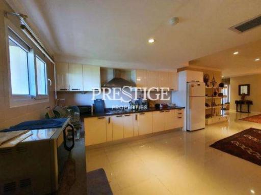 Executive Residence 1 – 2 Bed 2 Bath in Pratamnak PC0403