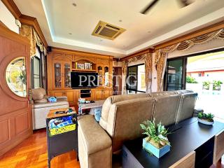 Grange Park Villas – 6 Bed 6 Bath in East Pattaya PC0134