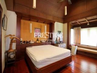 Dharawadi – 4 Bed 6 Bath in Na-Jomtien PC0306