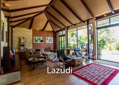 4 Bed Luxury Pool Villa on Palm Hills Golf Course
