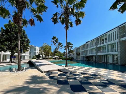 Malibu : 2 Bedroom Beachfront Condo