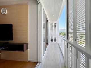 Malibu : 2 Bedroom Beachfront Condo