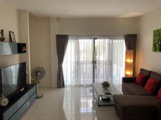 For Rent Bangkok Town House Villa Albero Krungthep Kreetha Saphan Sung